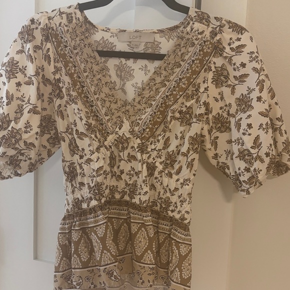 LOFT Floral Blouse - Cream and Brown (size XS) - Picture 2 of 5